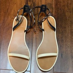 Tory burch sandals